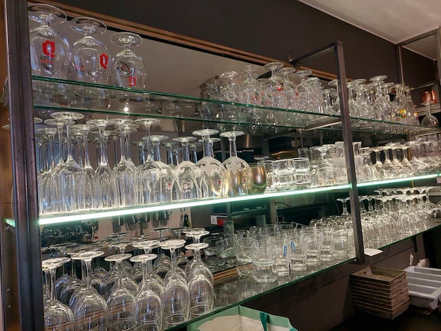 Partij div glazen wo water,bier,wijn, champagneglazen - afbeelding 5 van  5