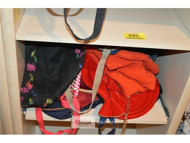 Partij div heuptasjes, rugzak, handtas,… - afbeelding 3 van  3