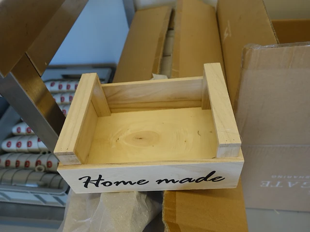Partij div houten decoratie bakjes - afbeelding 11 van  11