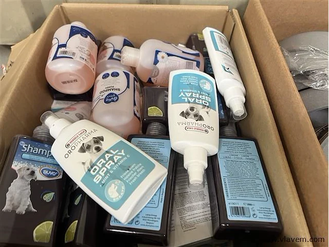 Partij div. huisdieren toebehoren en decoratie - afbeelding 3 van  5