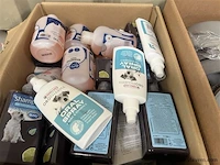 Partij div. huisdieren toebehoren en decoratie - afbeelding 3 van  5