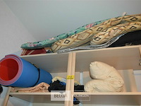 Partij div kussen en yogamat - afbeelding 1 van  3