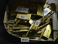 Partij div nagels - afbeelding 1 van  2