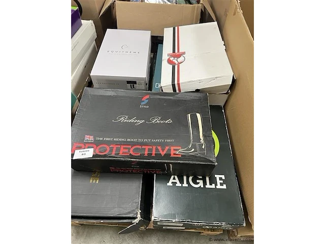 Partij div. paardensport laarzen - afbeelding 1 van  4