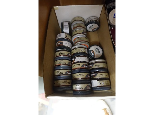 Partij div schoencrème samen met div - afbeelding 4 van  26