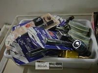 Partij div soorten make-up - afbeelding 3 van  8