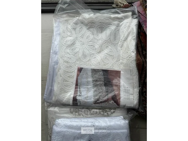 Partij div tafellopers en tafellakens - afbeelding 4 van  4