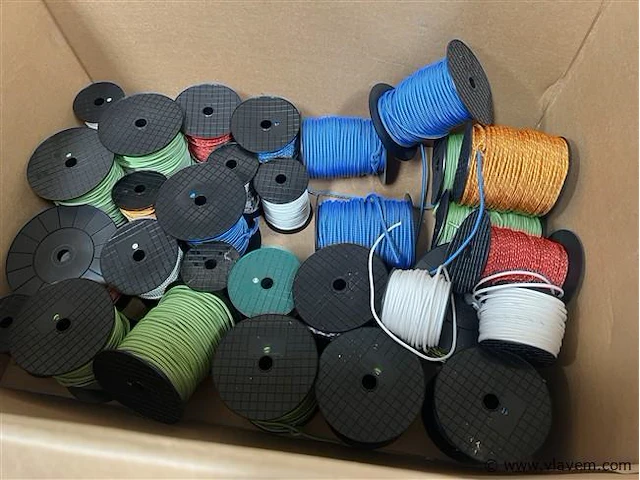 Partij div. touw - afbeelding 1 van  3