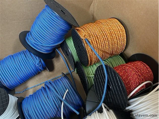 Partij div. touw - afbeelding 2 van  3