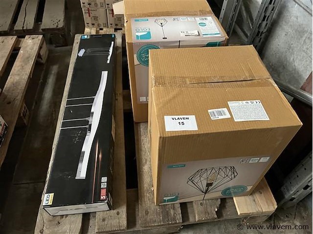 Partij div. verlichting, (zonder pallet) - afbeelding 1 van  4