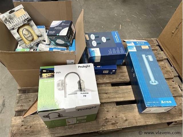 Partij div. verlichting, (zonder pallet) - afbeelding 2 van  4