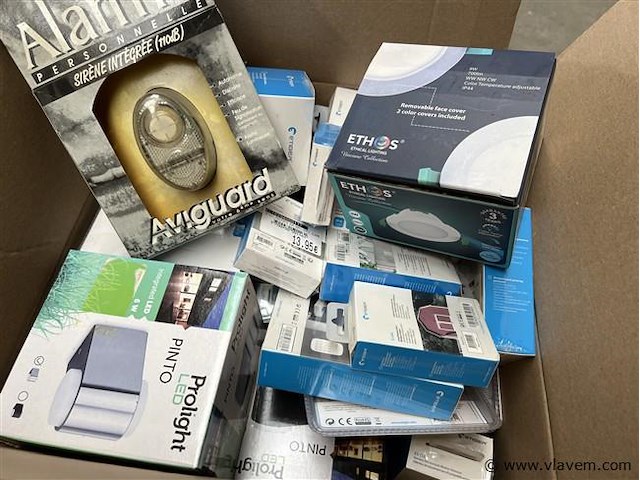 Partij div. verlichting, (zonder pallet) - afbeelding 3 van  4