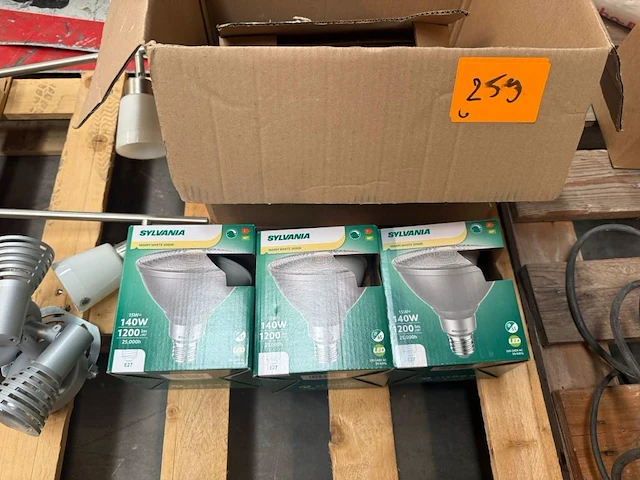 Partij div verlichting - afbeelding 5 van  7