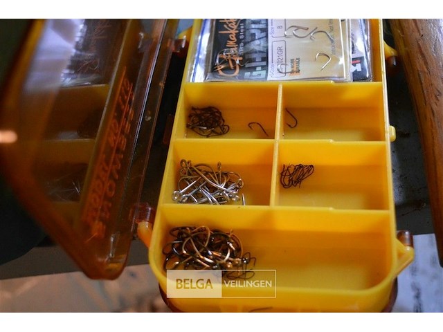 Partij div vismateriaal - afbeelding 2 van  8