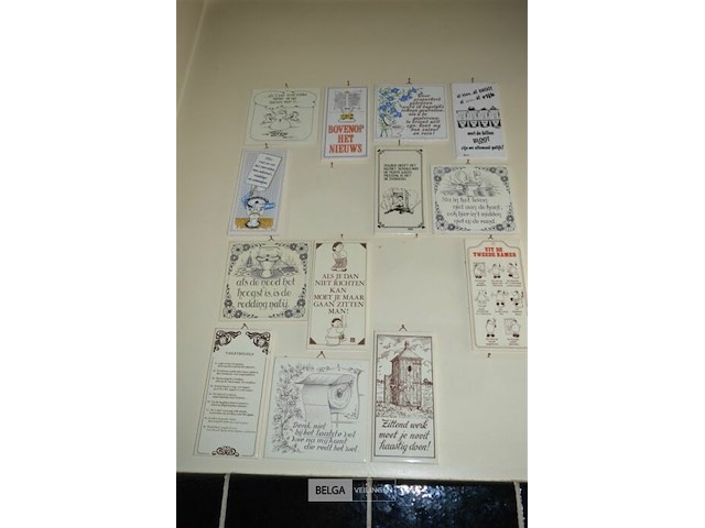 Partij div wc spreuken op tegels - afbeelding 4 van  7