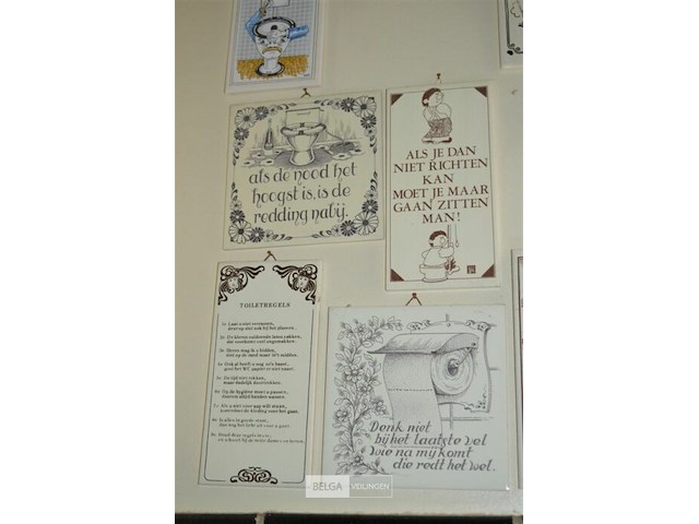 Partij div wc spreuken op tegels - afbeelding 5 van  7