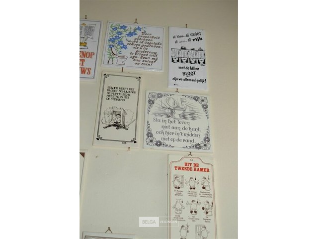 Partij div wc spreuken op tegels - afbeelding 6 van  7