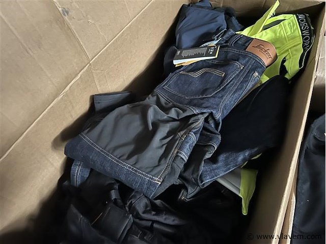Partij div. werkkledij, (zonder pallet) - afbeelding 3 van  3