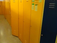 Partij diverese gele metalen lockers - afbeelding 3 van  5