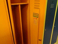 Partij diverese gele metalen lockers - afbeelding 4 van  5