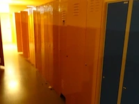 Partij diverese gele metalen lockers - afbeelding 4 van  4