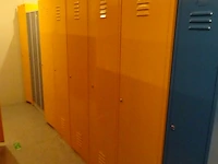 Partij diverese gele metalen lockers - afbeelding 3 van  6