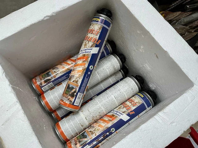 Partij divers aannemersmateriaal - afbeelding 2 van  9