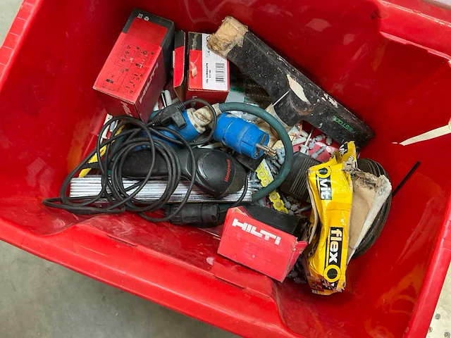 Partij divers aannemersmateriaal - afbeelding 3 van  9