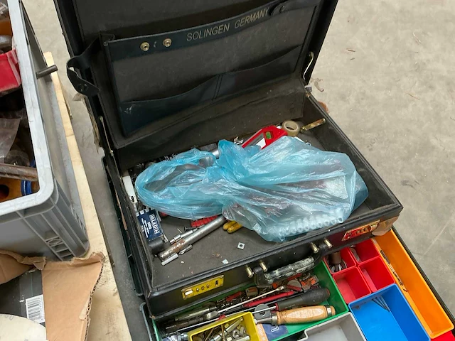 Partij divers aannemersmateriaal - afbeelding 9 van  9