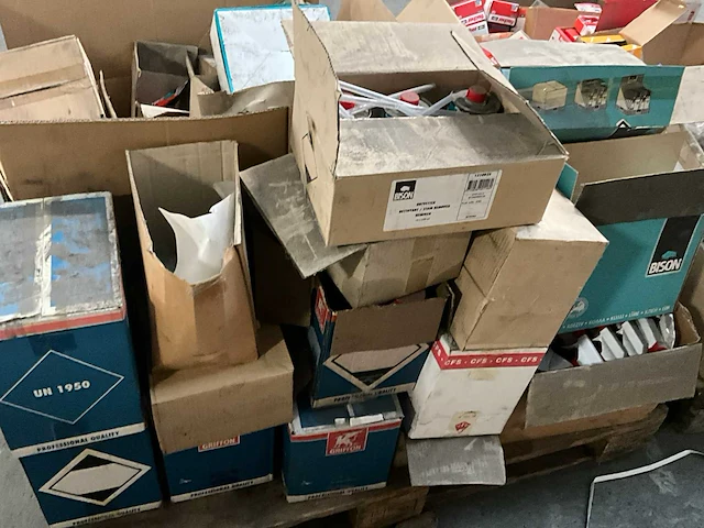 Partij divers gereedschap en toebehoren - afbeelding 14 van  14