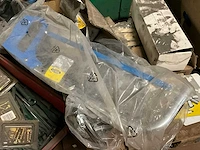 Partij divers gereedschap en toebehoren - afbeelding 10 van  13