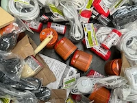 Partij divers gereedschappen in speciekuip - afbeelding 6 van  11