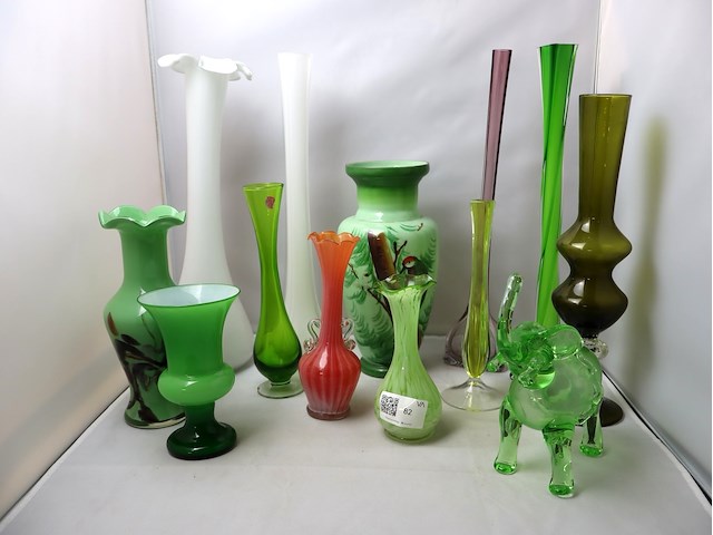 Partij divers glaswerk - afbeelding 1 van  6