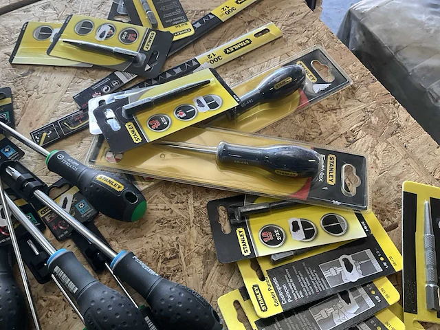Partij divers handgereedschap stanley cosmos - afbeelding 6 van  14
