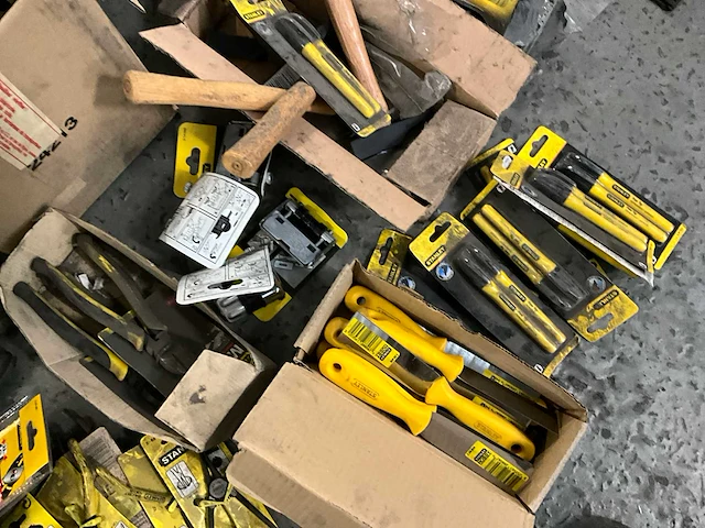 Partij divers handgereedschap stanley - afbeelding 5 van  9