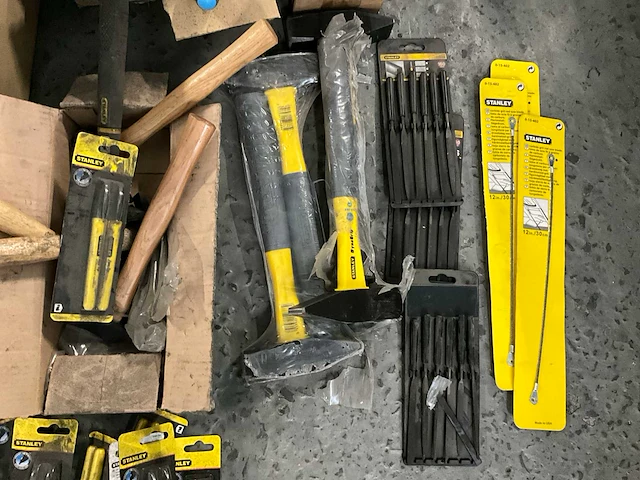 Partij divers handgereedschap stanley - afbeelding 6 van  9