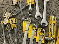 Partij divers handgereedschap stanley - afbeelding 2 van  8