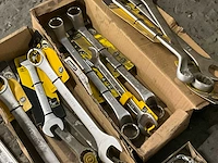 Partij divers handgereedschap stanley - afbeelding 5 van  8