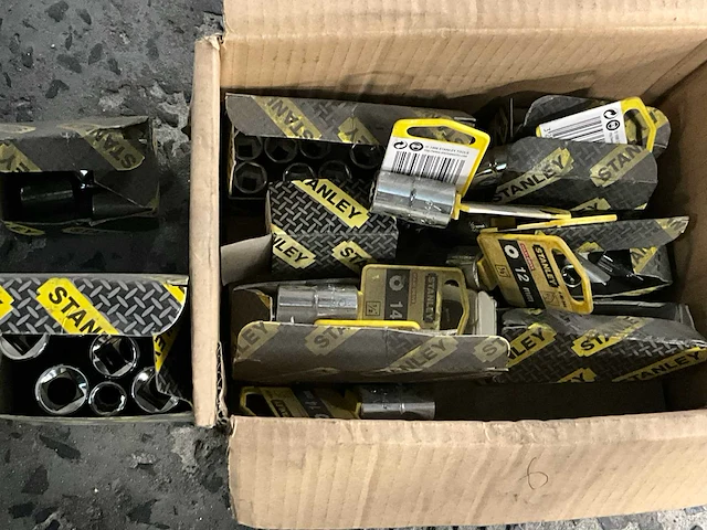 Partij divers handgereedschap stanley - afbeelding 7 van  8