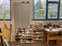 Partij divers hang- en sluitwerk - afbeelding 1 van  14