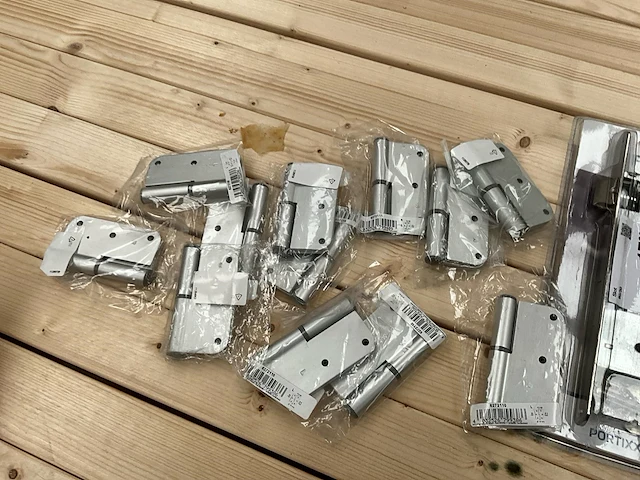 Partij divers hout en gipsplaten - afbeelding 7 van  13