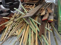 Partij divers hout - afbeelding 1 van  8