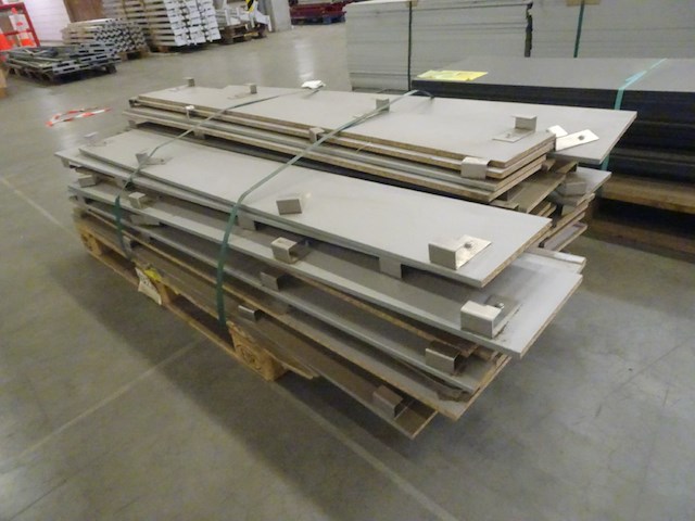 Partij divers hout - afbeelding 10 van  13