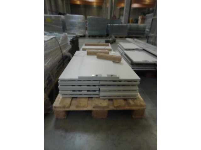 Partij divers hout - afbeelding 11 van  13