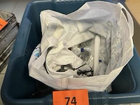 Partij divers kaarshouders en kaarsen - afbeelding 1 van  3