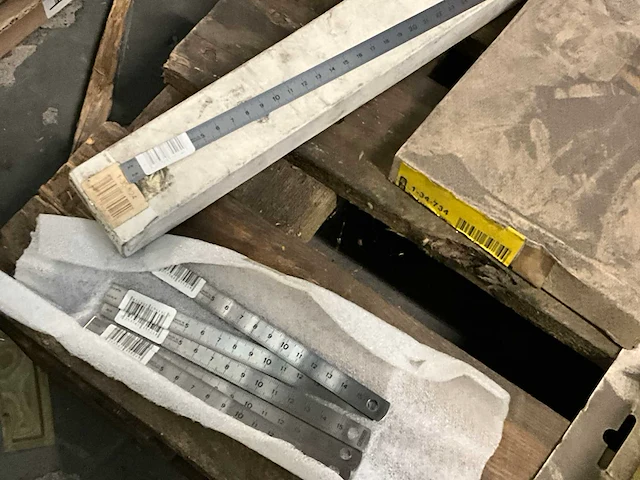 Partij divers meetgereedschap stanley - afbeelding 5 van  5