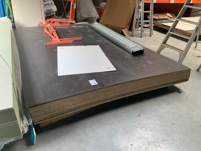Partij divers plaatmateriaal - afbeelding 1 van  2