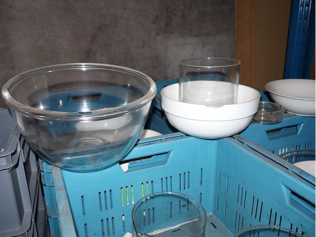 Partij divers servies - afbeelding 1 van  4