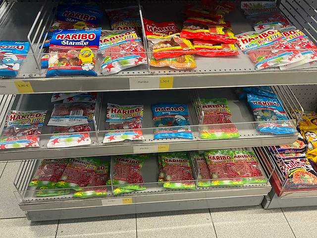 Partij divers snoepgoed - afbeelding 9 van  29