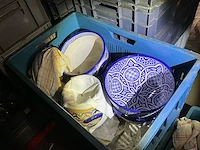 Partij divers tafel- en cateringbenodigdheden in rek 3 (a&b) - afbeelding 14 van  22